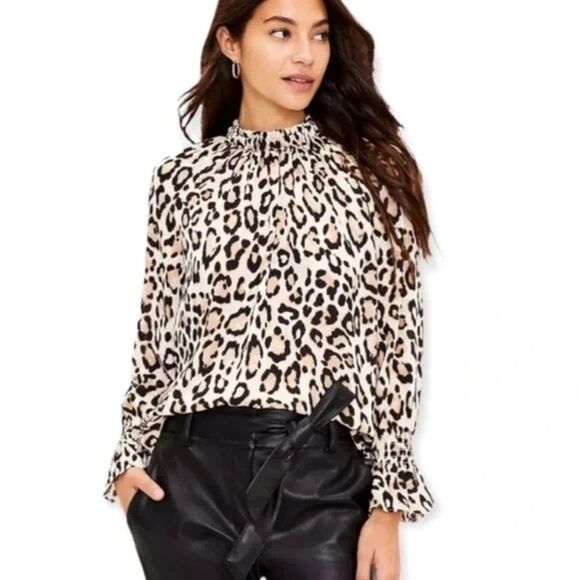 Leopard Print Bell Cuff Blouse Size S - Picture 1 of 6